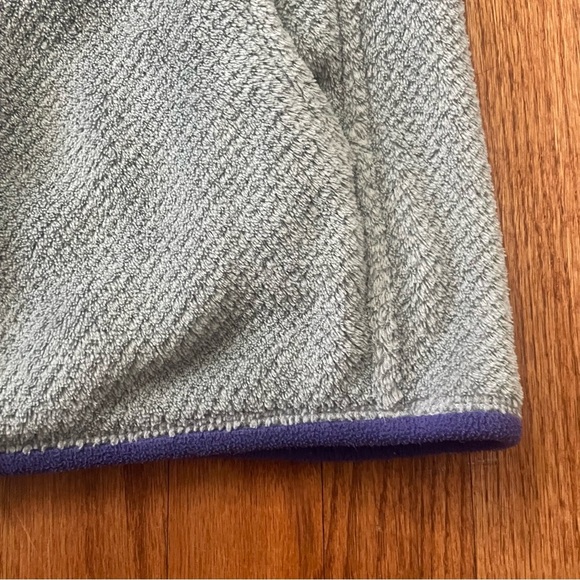 Patagonia Retool Snap-T Fleece Pullover in Gray and Purple size M - Picture 8 of 14